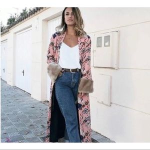 Zara TRF floral kimono with faux fur cuff s-m